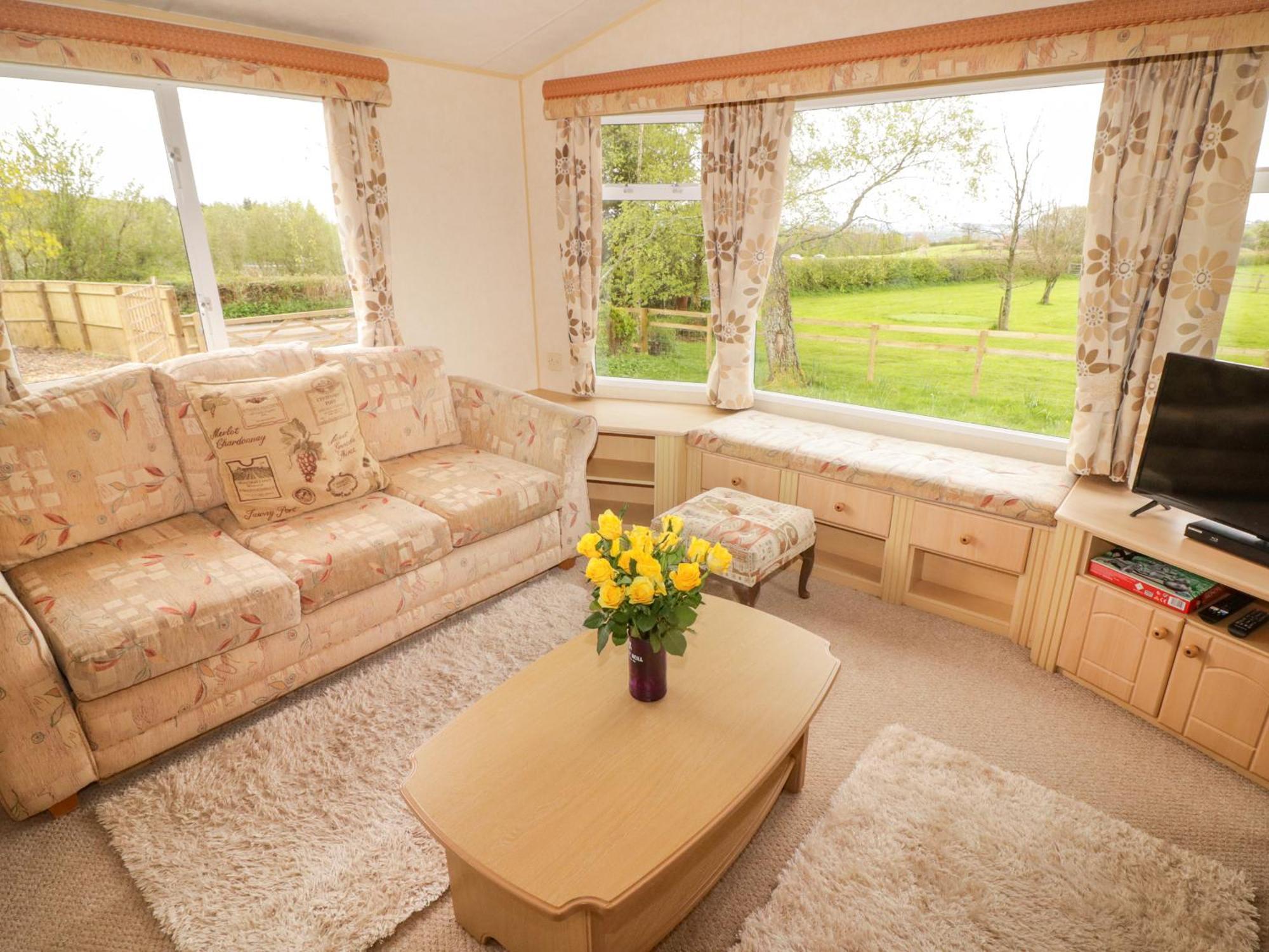 Grandads Shack Holiday home Pontypool