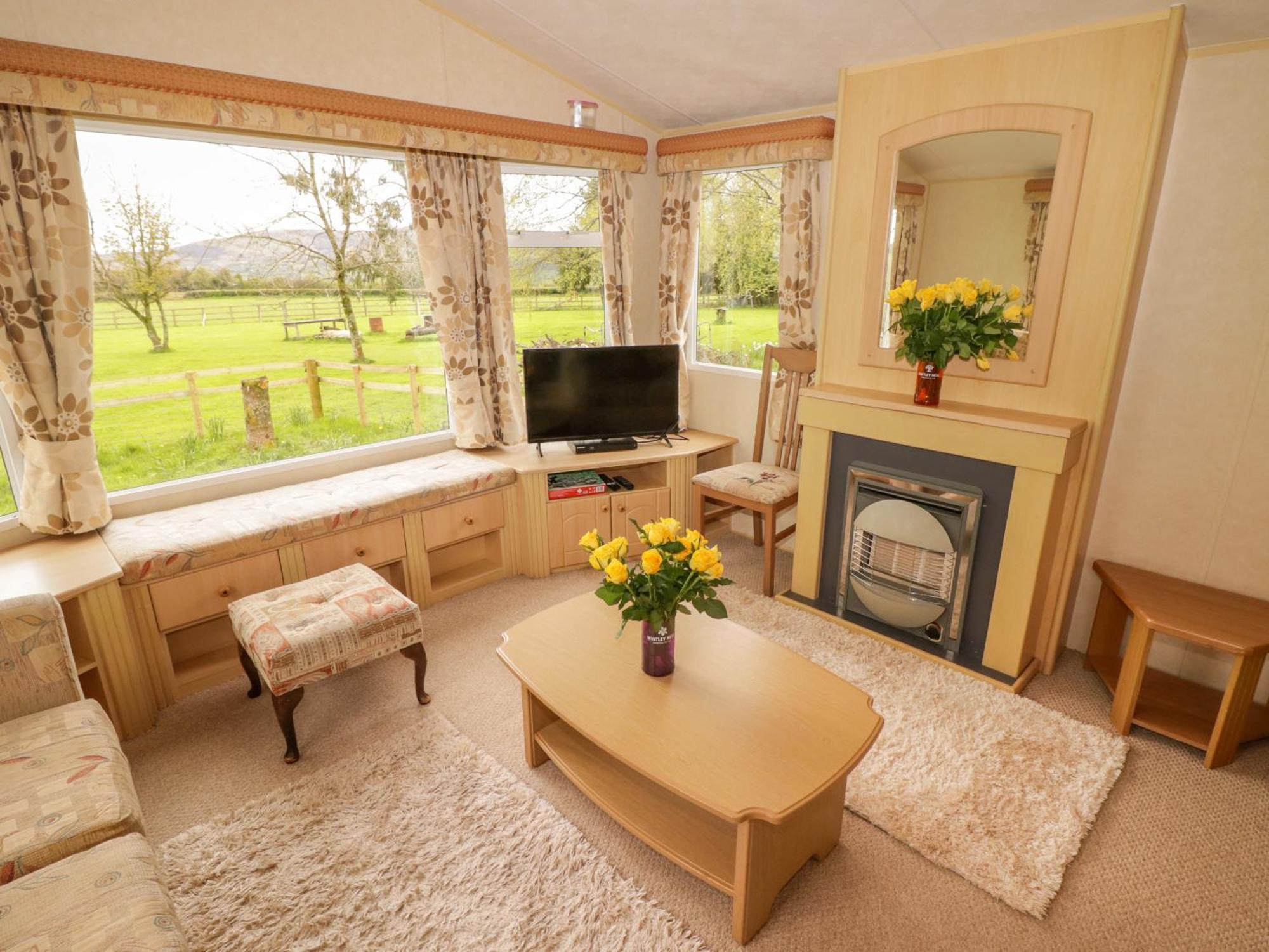 Holiday home Grandads Shack Pontypool