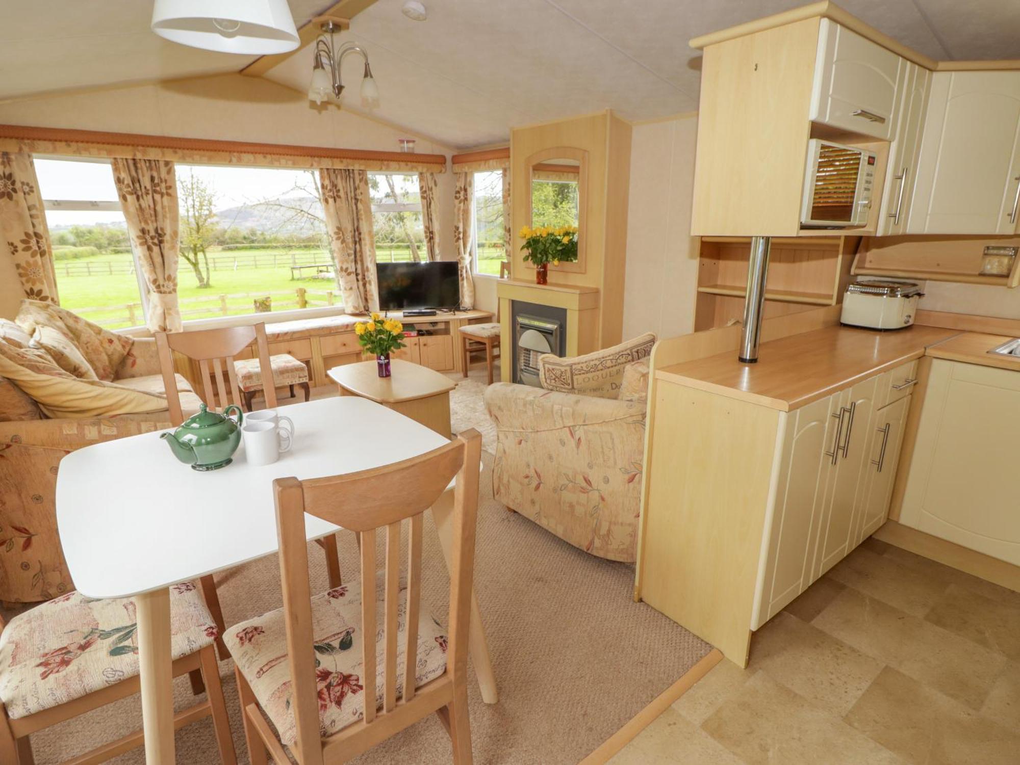 Grandads Shack Holiday home Pontypool